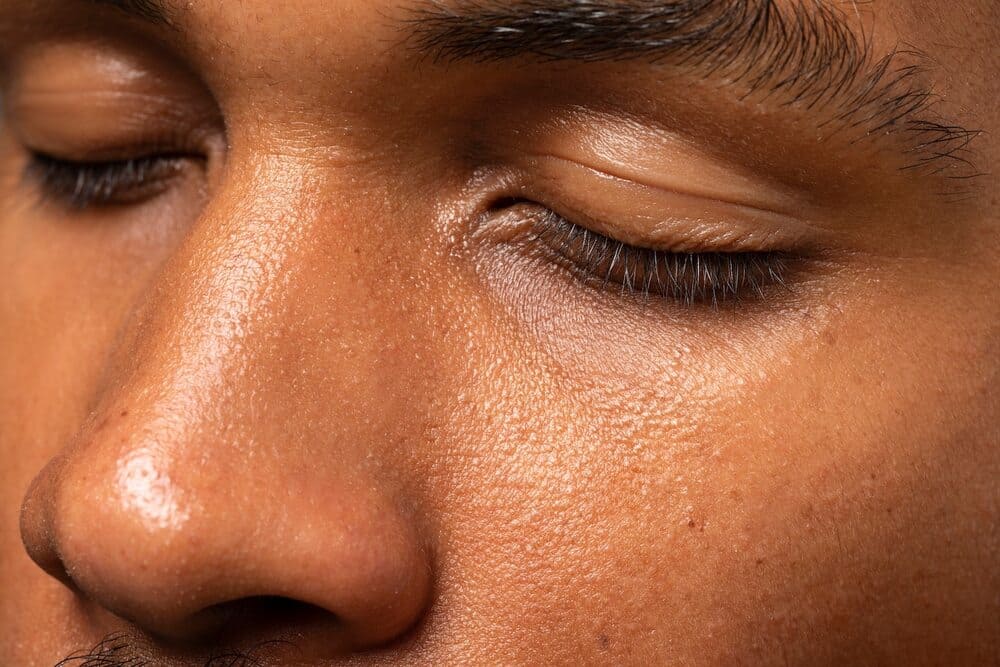 side-view-young-portrait-of-pores