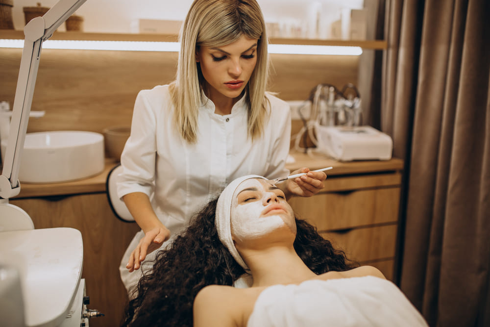 woman-visiting-cosmetologist-making-rejuvenation-procedures