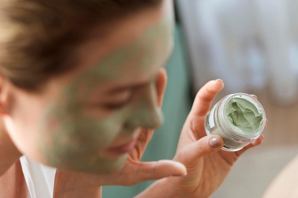 close-up-blurred-woman-with-face-mask